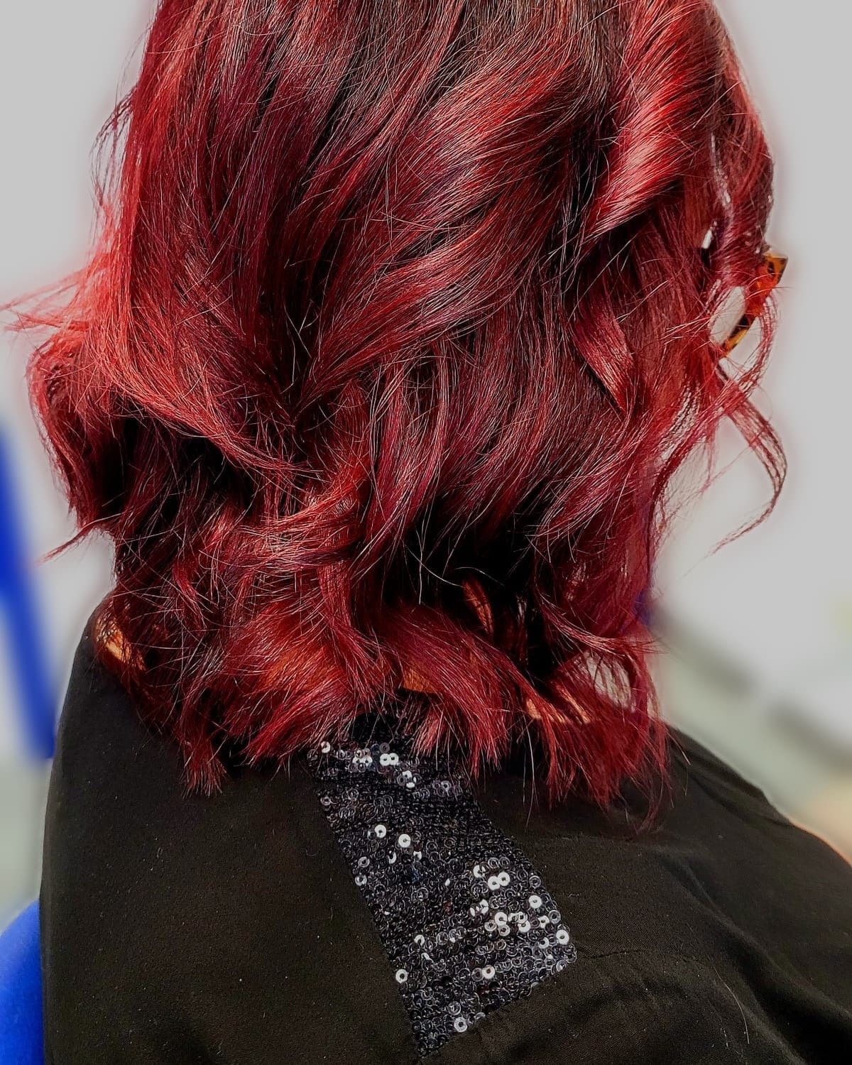Kräftig rote Wellen, Long Bob